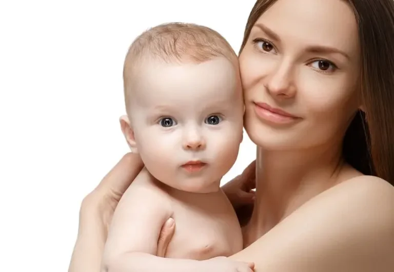 रंग गोरा करने और खूबसूरत त्वचा पाने के घरेलू एवं आयुर्वेदिक उपाय- Ayurvedic Way to Make Your Skin Fair